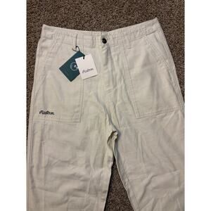 Brand New (NWT) Malbon Golf Braxton Straight Leg Trousers Beige Mens Size 33